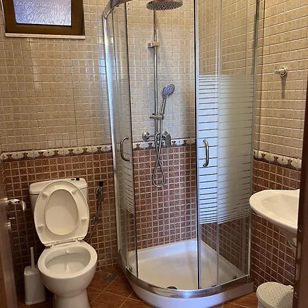 Sofra Hotel Kryemëdhej