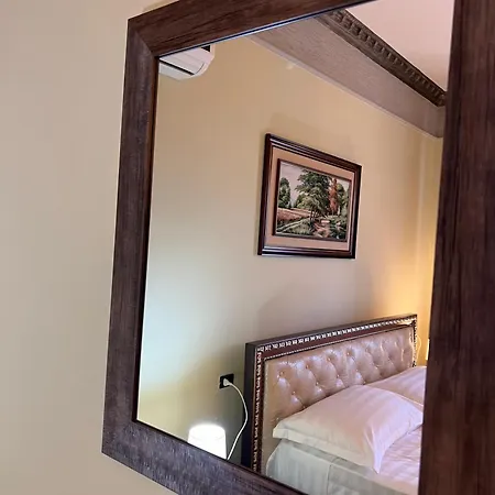 Sofra Hotel Kryemëdhej