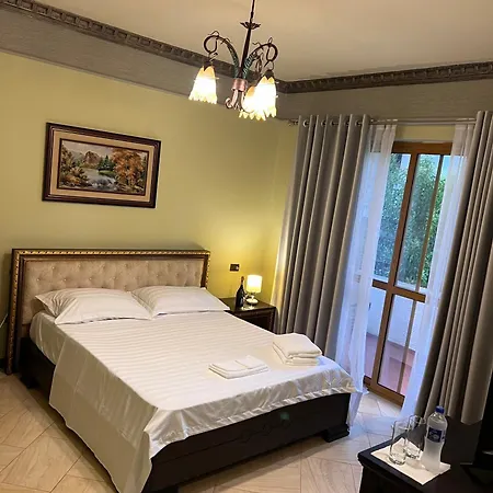 Sofra Hotel Kryemëdhej
